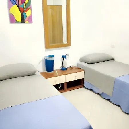 Дом отдыха Welcoming House With Sea View In *