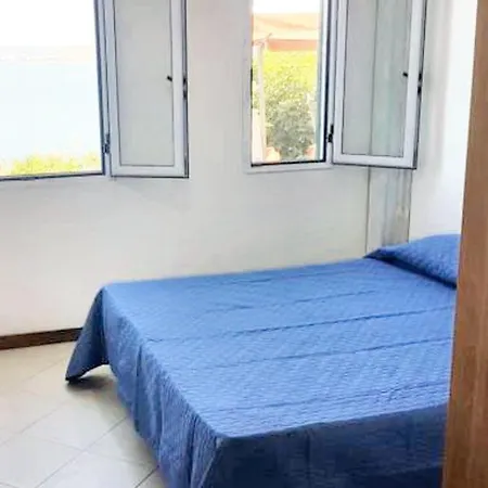 Welcoming House With Sea View In